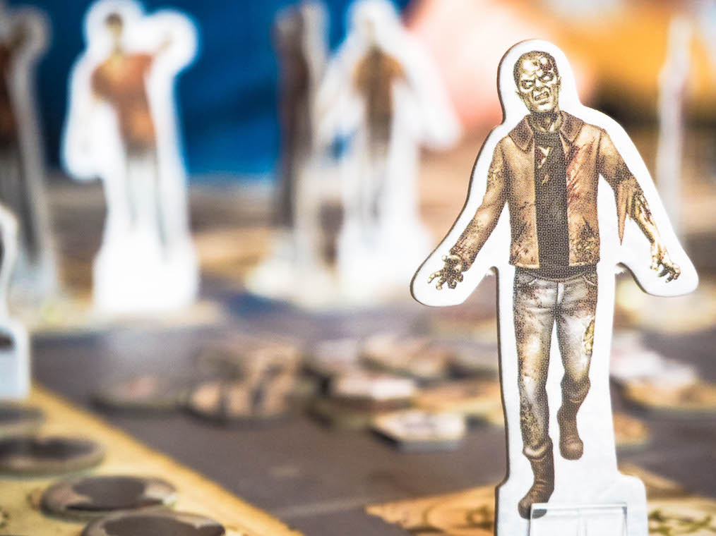 juhannus, mökki, kesä, auringonlasku, tauko, suomi, itä-suomi, kuopio, leppävirta, tyyni, järvi, visit finland, janina pohja, Fit Times, Dead of Winter, peli-ilta, roolipeli