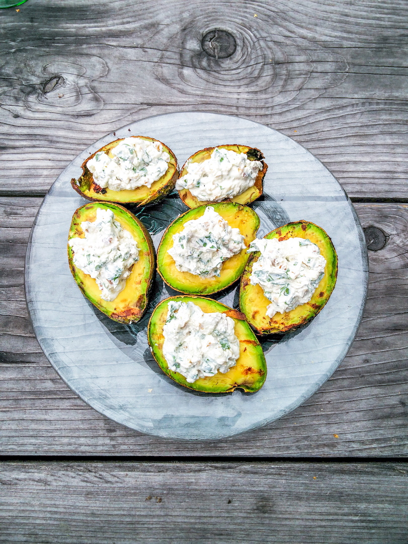 avokado, grilli, grillattu, kesäherkku, resepti, ruokabloggaaja, Janina Pohja, Fit Times, tarjoiluidea, feta, täyte, helppo resepti, nopea resepti