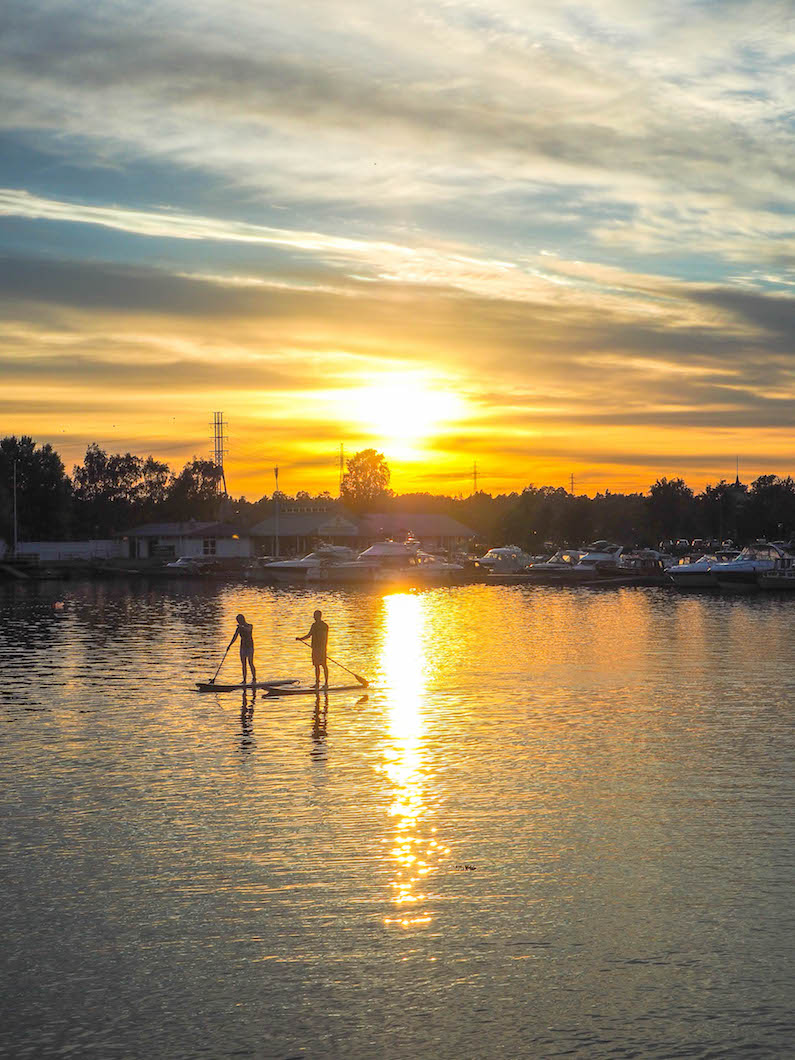 Helsinki, Cafe Regatta, melonta, Sup Regatta, kajakki, kanootti, yksinäisyys, Janina Pohja, Fit Times, Olympus Suomi, Sibelius-puisto, Visit Helsinki, harrastus, auringonlasku, Rajasaari