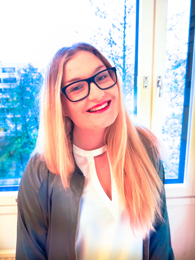 Janina Pohja, Janina Michaela, bloggaaja, omatunto, hyvännäköinen, ulkonäkö, haukkuminen