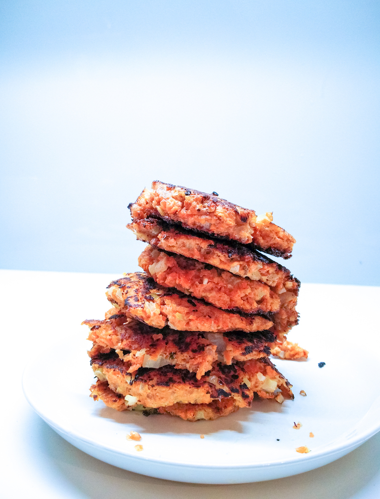 porkkanapihvit, resepti, kotikokki, parasta edelleen, ruokahävikki, kuinka vähentää hävikkiä, mäski hyötykäyttöön, mitä tehdä mäskistä, Janina Michaela, lifestyle-bloggaaja