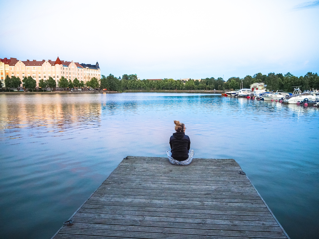tehty treeni ei kaduta, kuinka paljon pitää levätä, levon merkitys, kokonaisvaltainen hyvinvointi, liikuntakolmio, Janina Michaela, kuvaukset, TFW Konala, tasapaino, TFW Konala kokemuksia