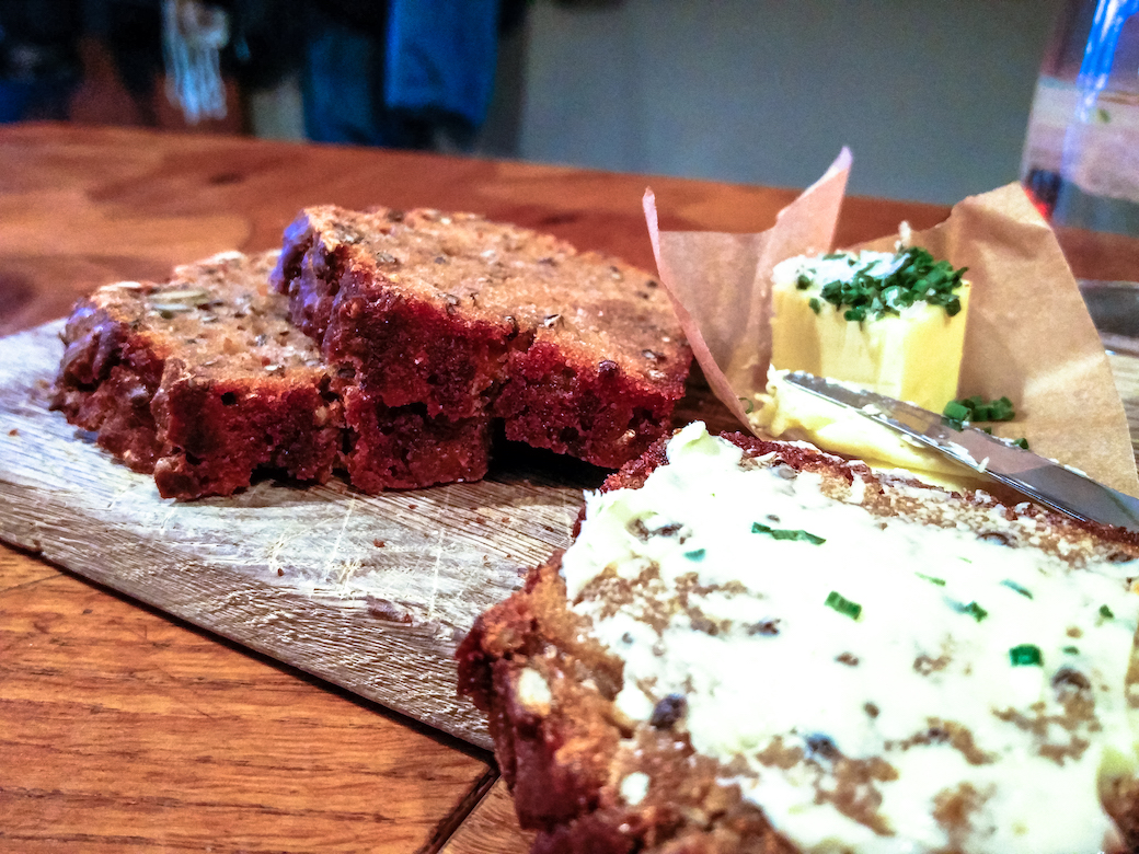 Visit Tallinn, kokemuksia Tallinna, Cafe Och Bar Popular, Tripadvisor, Restaurant Pegasus, mitä tehdä Tallinnassa, missä syödä, parhaat ravintolat, Tallinna suositukset, Janina Michaela, matkabloggaaja, lifestyle-blogi, vinkkejä