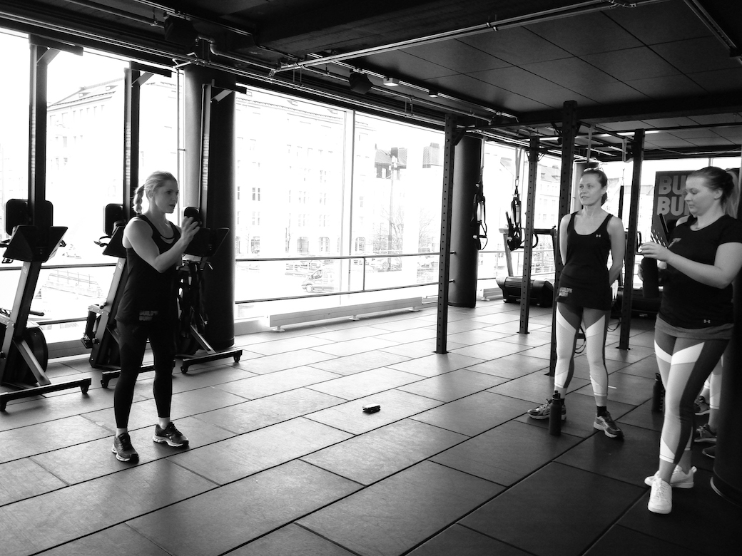 Build'n burn, ryhmäliikunta, SATS Elixia, Marsaana, lifestyle-bloggaaja, sporttilbloggaaja, hyvinvointi, kokemuksia ryhmäliikunnasta, Build'n burn kokemuksia, kuntosali, Suomi, konseptilanseeraus, Elixia Kamppi