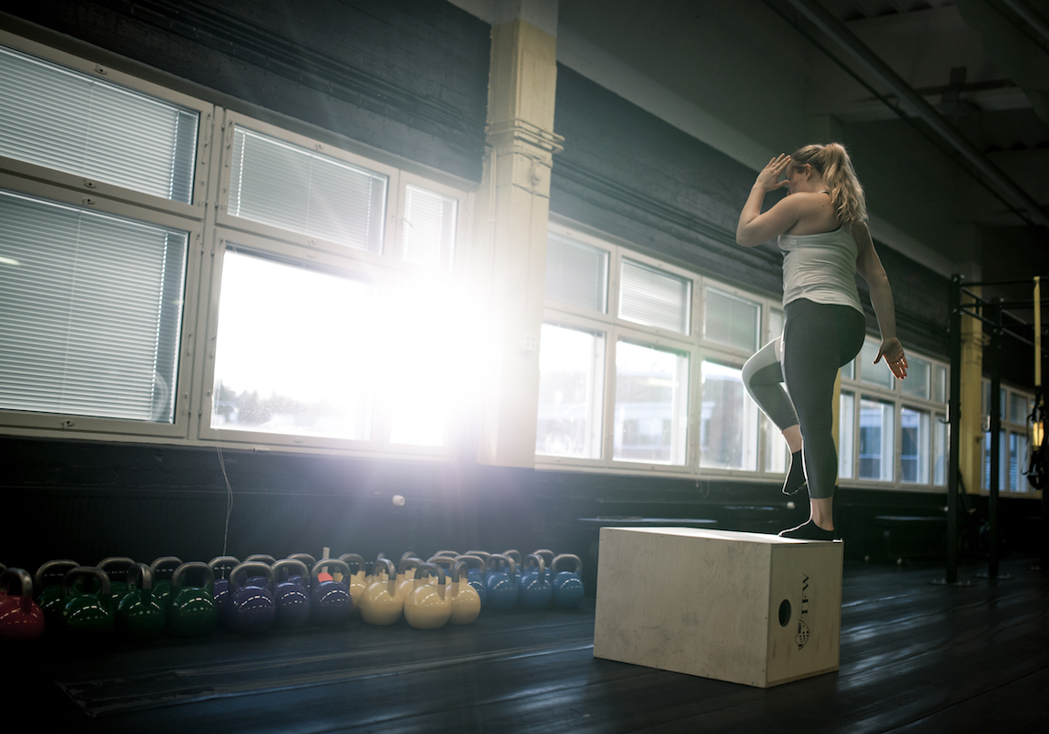 hyvinvointi, lifestyle, bloggaaja, hyvinvointi, treenaaminen, Janina Michaela, TFW Konala, arki, lopeta torkuttaminen, kuinka nukkua paremmin, vireystaso, valokuvaus, photoshoot