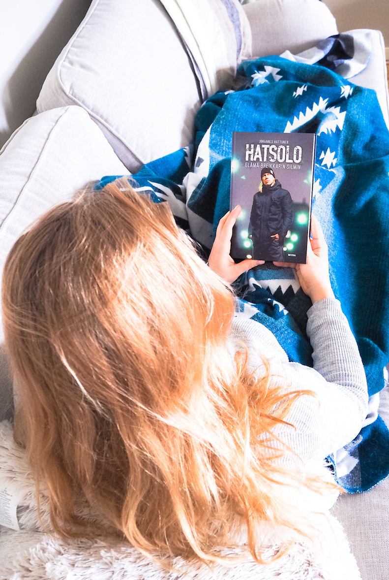 Janina Michaela, Johannes Hattunen, Hatsolo, Elämä breikkarin silmin, kirjasuositus, elämäkerta, Suomen parhaat kirjat, lifestyle-bloggaaja